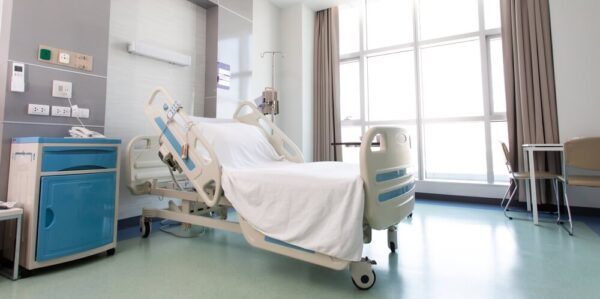 Electric hospital bed